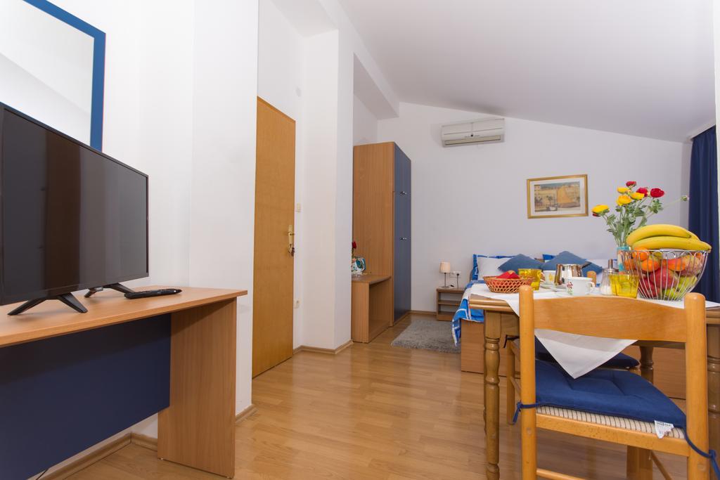 Marko Apartments Kastela Dış mekan fotoğraf